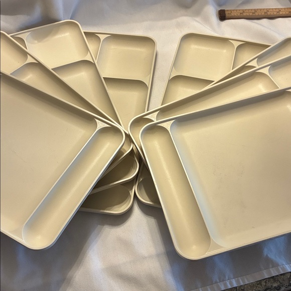 Tupperware Cream Divided Trays Set 8 Vintage 1535 Divided TraysLunch TV Dinner